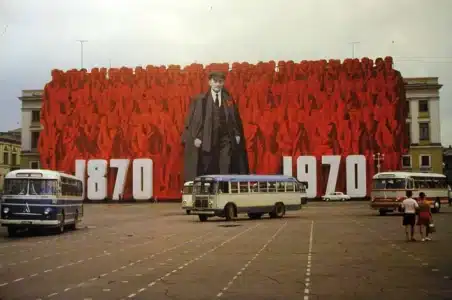 The Science Behind Repetition in Experiments and Its Relation to the Failures of Communism